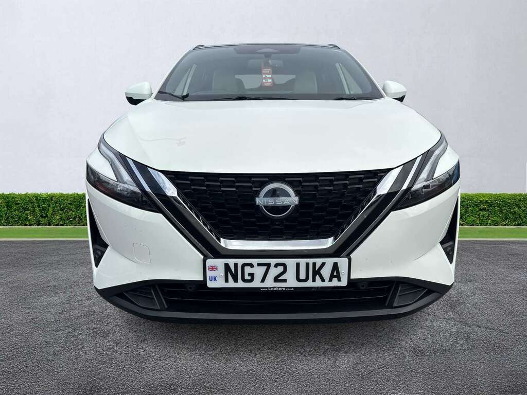Nissan Qashqai 1.3 Dig-t Mh 158 Tekna Xtronic NG72UKA White #5