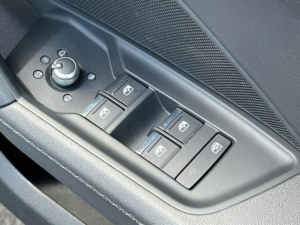 Audi A3 Sport 35 Tfsi 150 Ps 6-Speed  #21