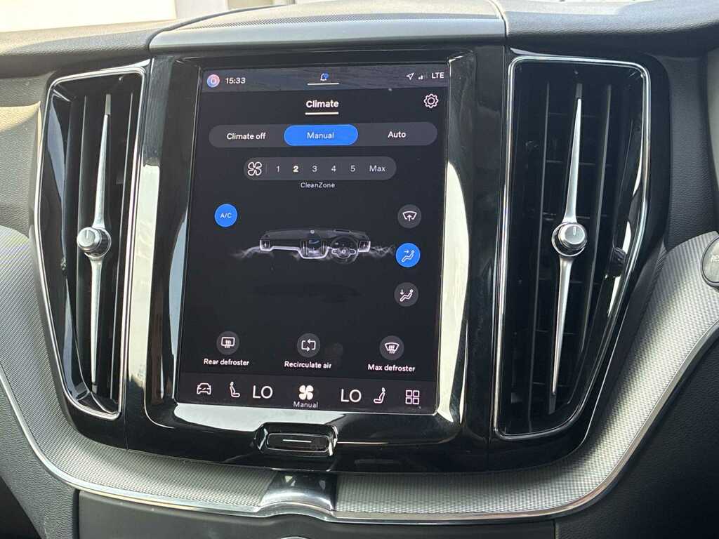 Volvo XC60 Xc60 R-design B4 Mhev Awd Silver #27