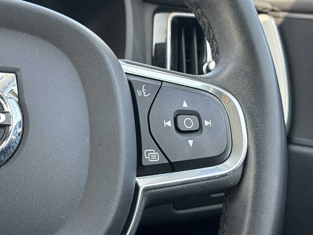 Volvo XC60 Xc60 R-design B4 Mhev Awd Silver #21