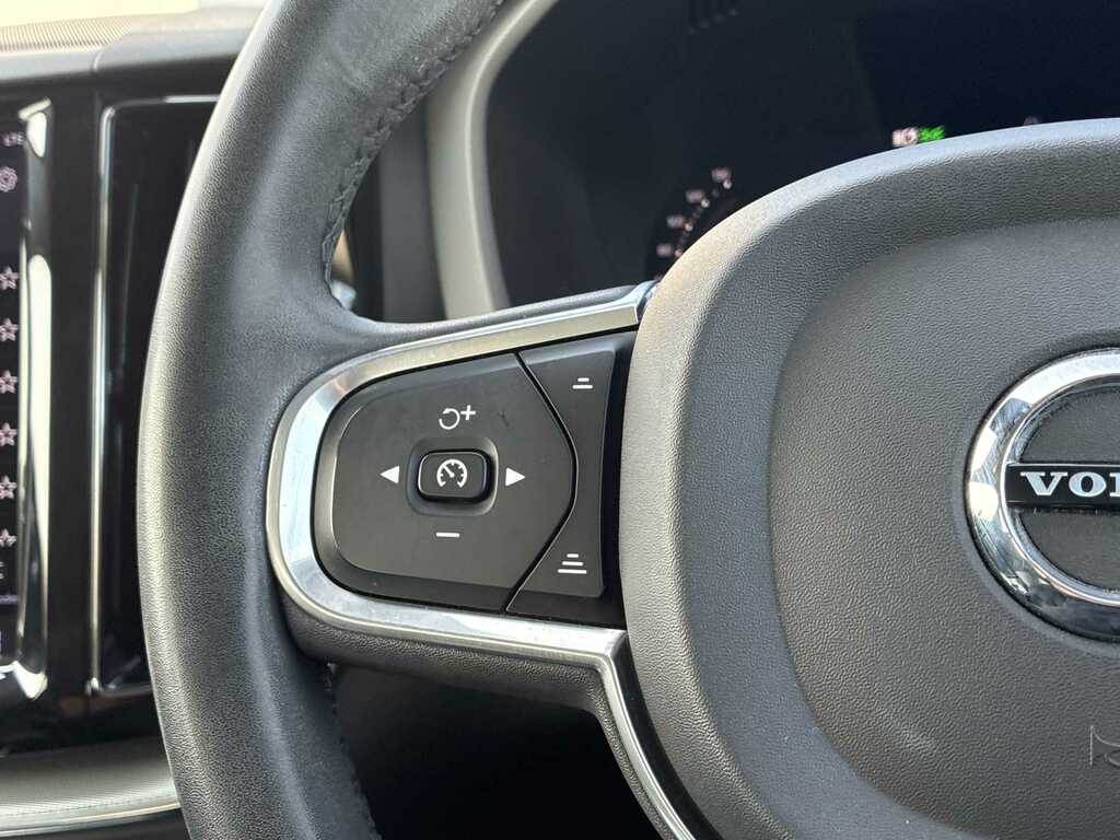 Volvo XC60 Xc60 R-design B4 Mhev Awd Silver #22