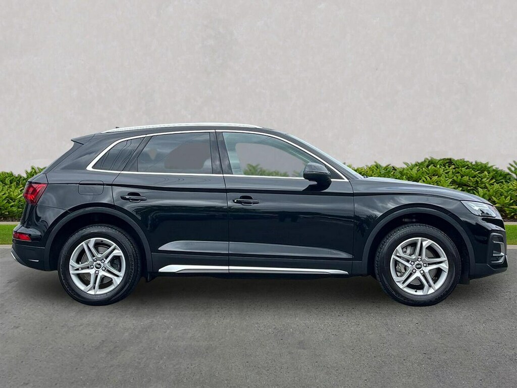 Audi Q5 2.0 Tdi 40 Sport Suv S Tronic Quattro E Black #3