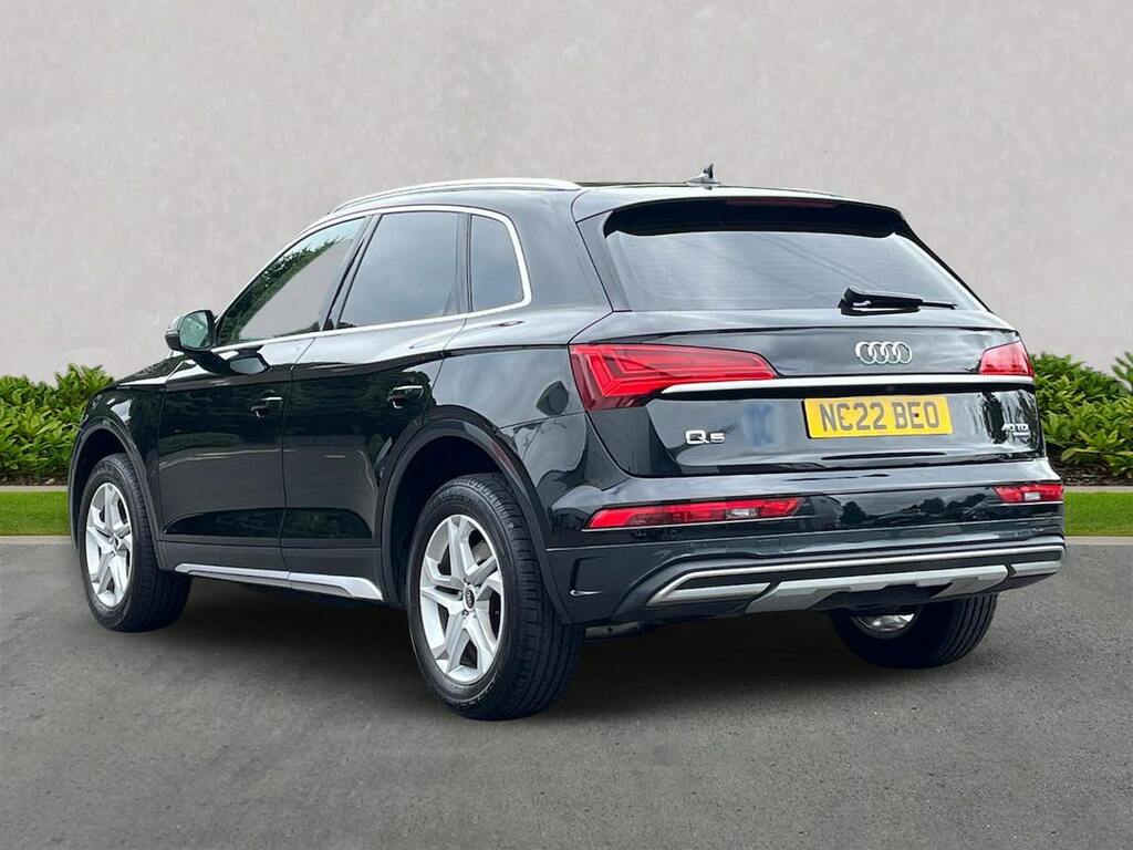 Audi Q5 2.0 Tdi 40 Sport Suv S Tronic Quattro E Black #2