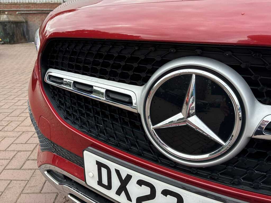 Mercedes-Benz GLA Class 250 Amg Line Premium Plus Grey #32