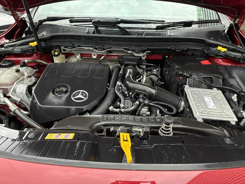 Mercedes-Benz GLA Class 250 Amg Line Premium Plus Grey #37