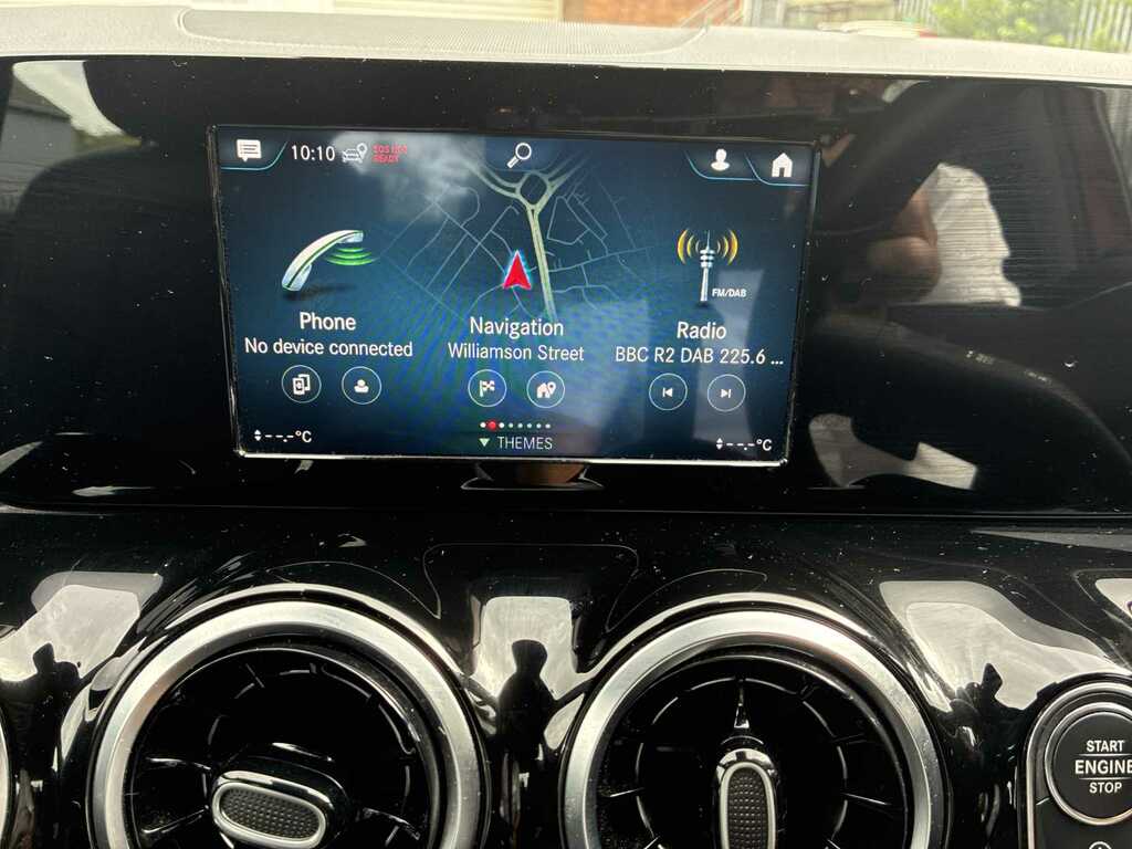 Mercedes-Benz GLA Class 250 Amg Line Premium Plus Grey #11