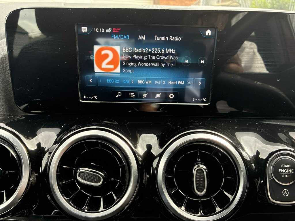 Mercedes-Benz GLA Class 250 Amg Line Premium Plus Grey #12