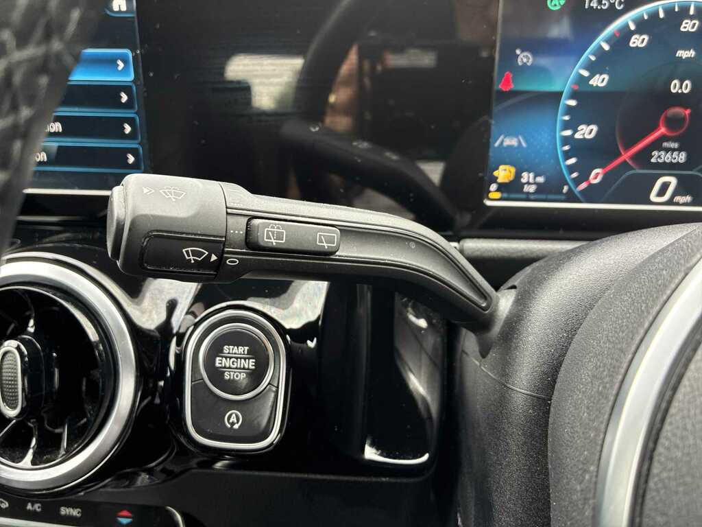 Mercedes-Benz GLA Class 250 Amg Line Premium Plus Grey #27