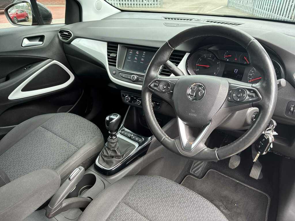 Vauxhall Crossland Elite Black #14