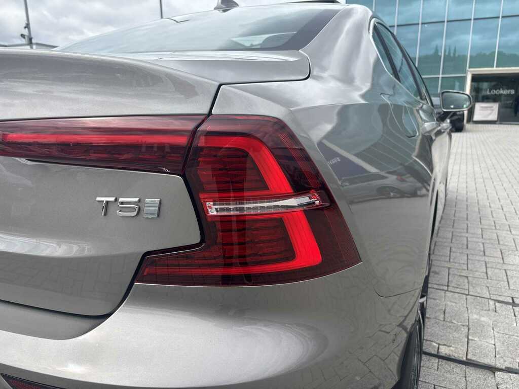 Volvo S60 2.0 T5 R Design Edition Grey #39