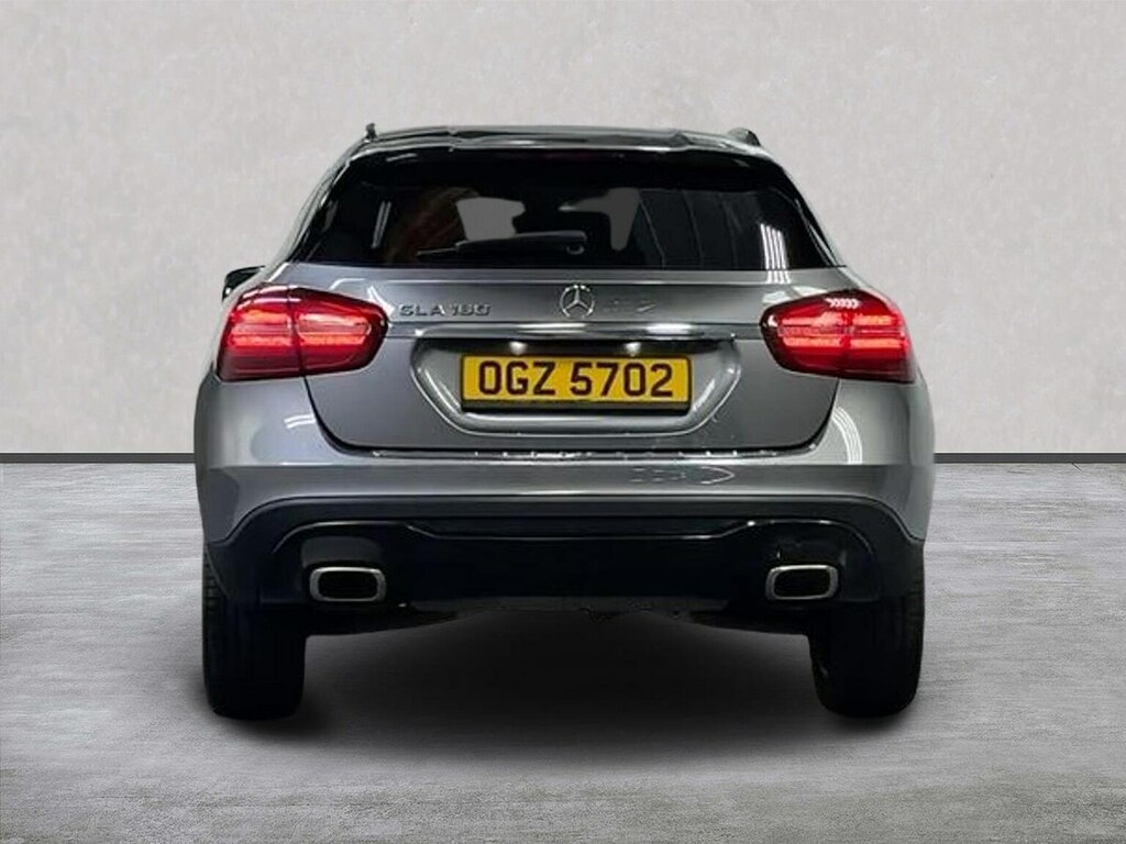 Mercedes-Benz GLA Class 1.6 Gla180 Gpf Urban Edition Suv 7G-dct Grey #4
