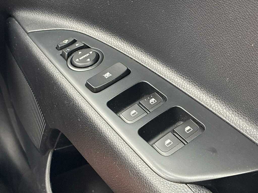 Kia Stonic 1.0T Gdi Mixx White #20