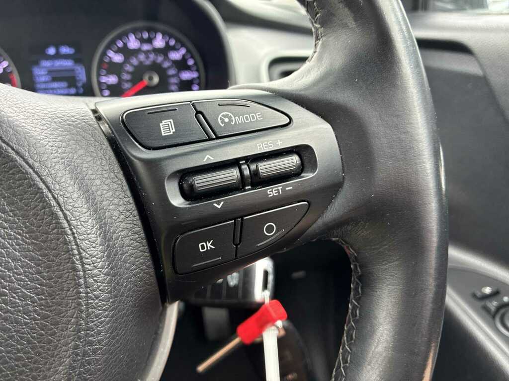 Kia Stonic 1.0T Gdi Mixx White #21
