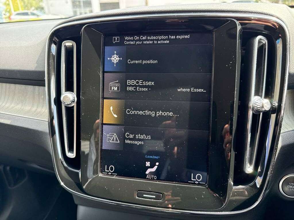 Volvo XC40 D3 Momentum Black #11