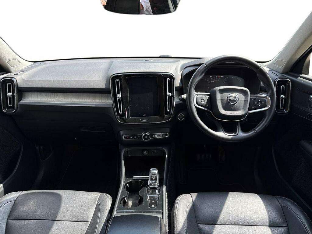 Volvo XC40 D3 Momentum Black #8