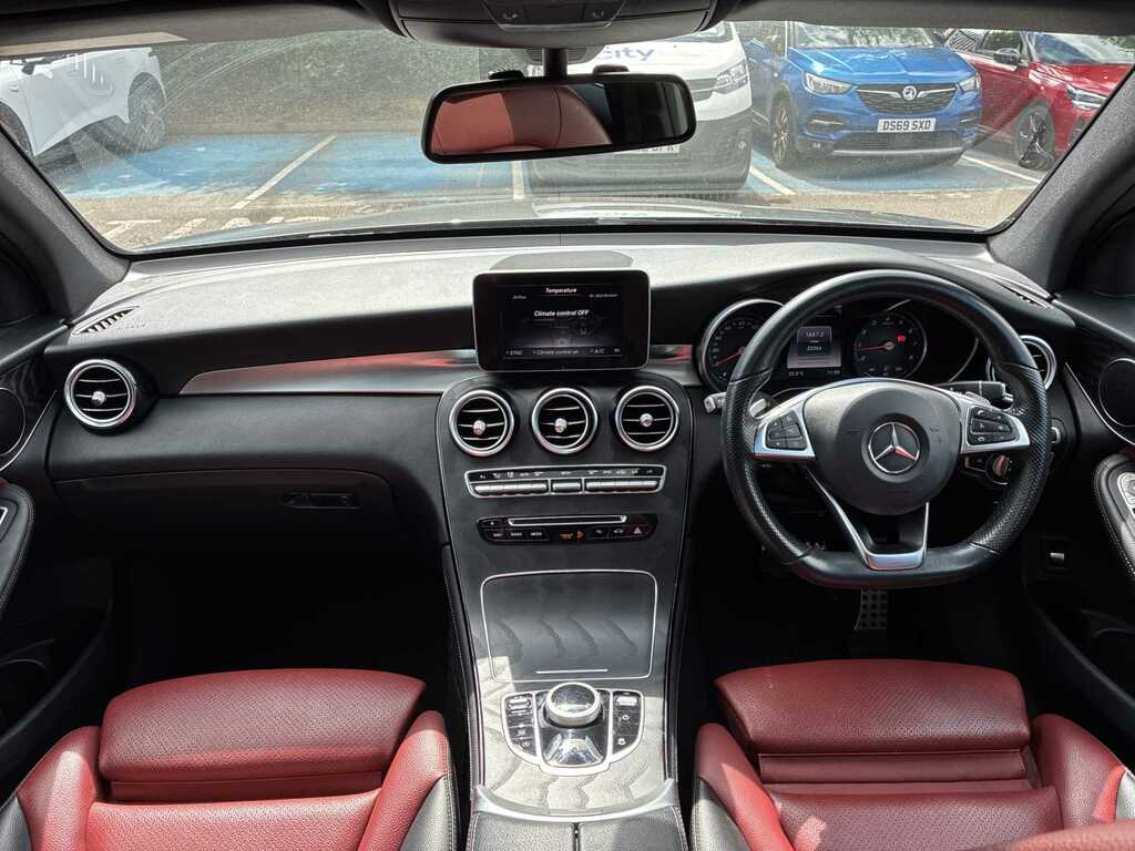 Mercedes-Benz GLC Class Glc 300 D 4Matic Amg Line Premium Plus Black #8