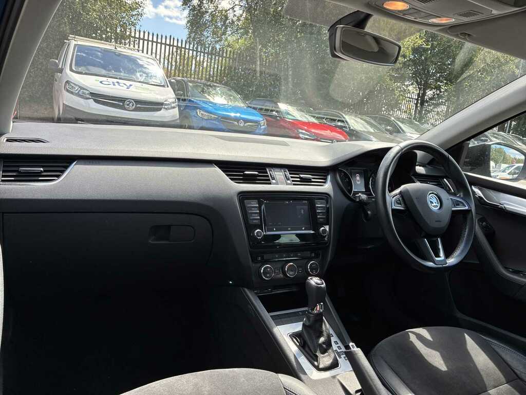 Skoda Octavia 1.6 Tdi Se Grey #7