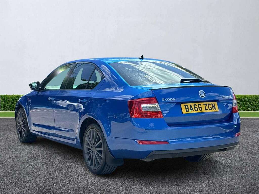 Skoda Octavia 1.4 Tsi 150 Se L Dsg Blue #2