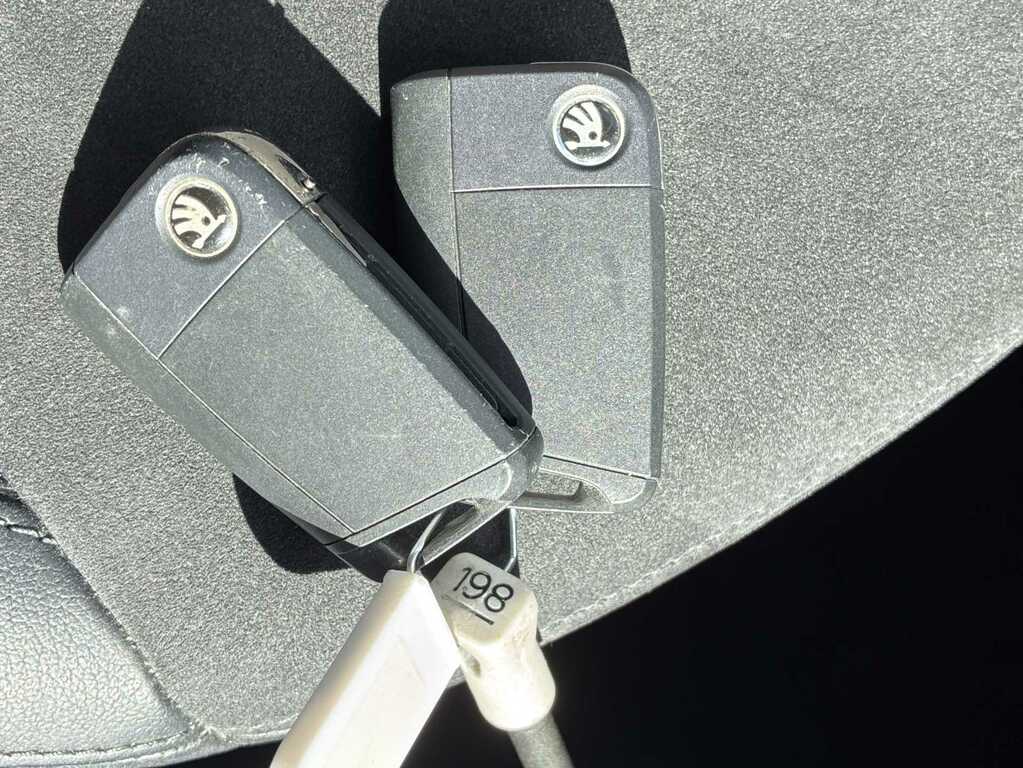 Skoda Octavia 1.6 Tdi Se Grey #38