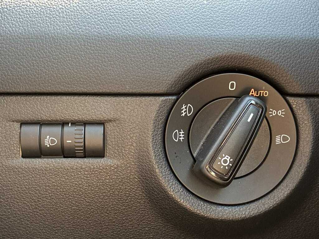 Skoda Octavia 1.6 Tdi Se Grey #31