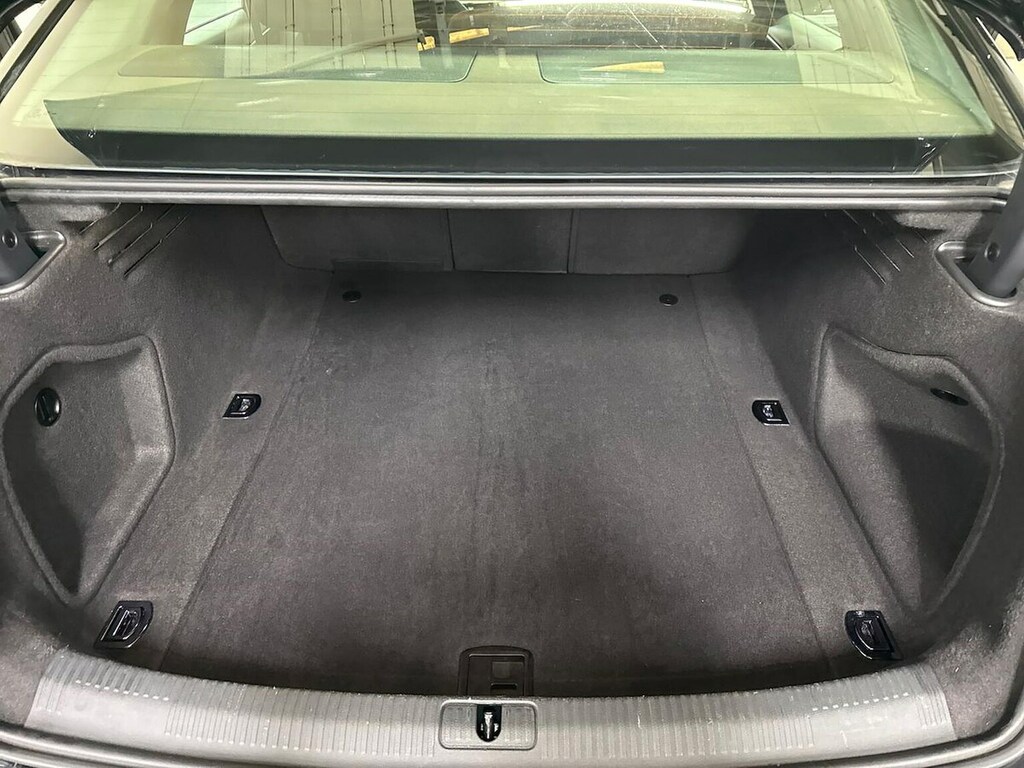 Audi A4 2.0 Tdi Ultra 190 Sport White #17
