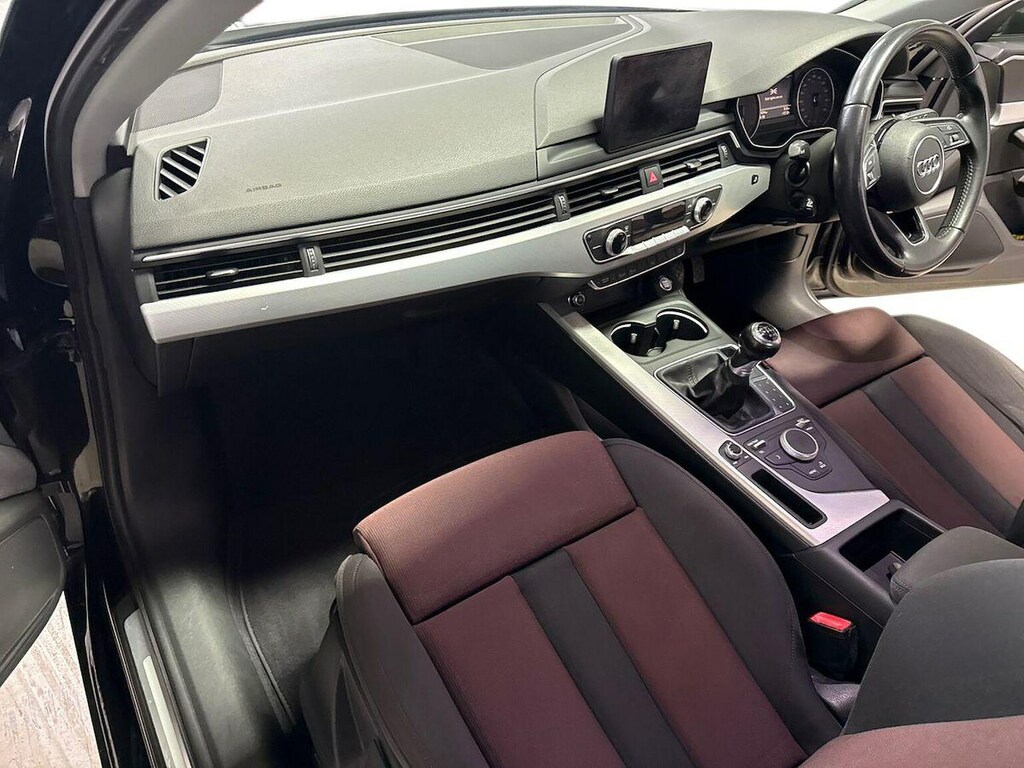 Audi A4 2.0 Tdi Ultra 190 Sport White #7