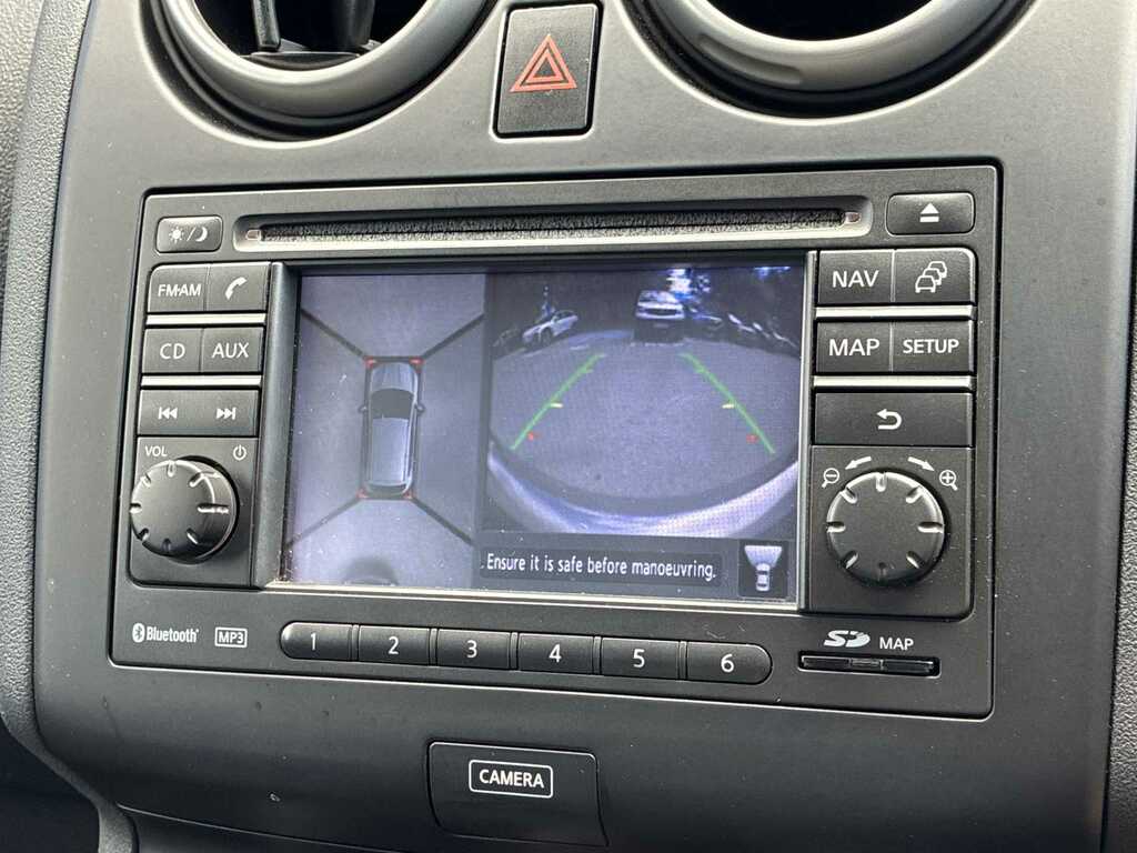Nissan Qashqai Acenta Red #21