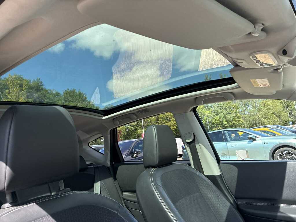 Nissan Qashqai Acenta Red #39
