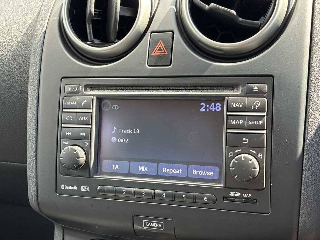 Nissan Qashqai Acenta Red #35