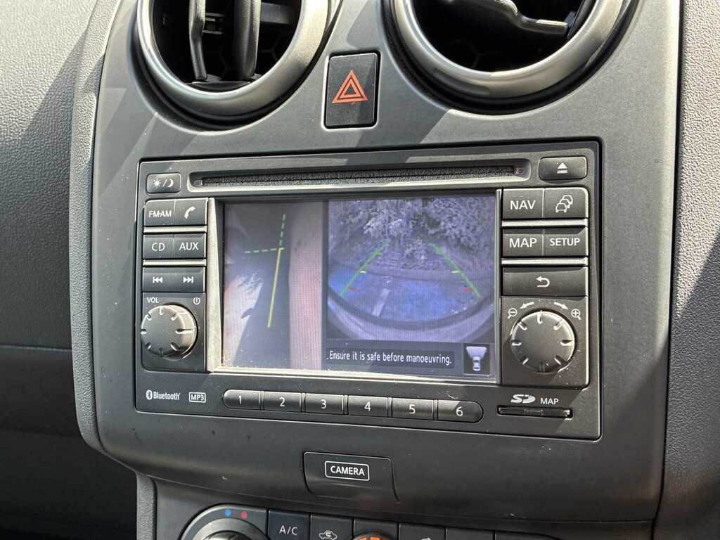 Nissan Qashqai Acenta Red #37