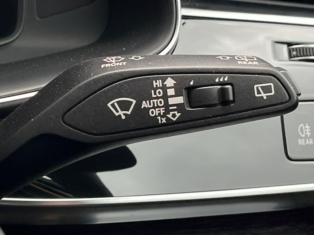 Audi Q8 Suv S Line Tfsi Quattro 340 Ps Tiptronic Black #29