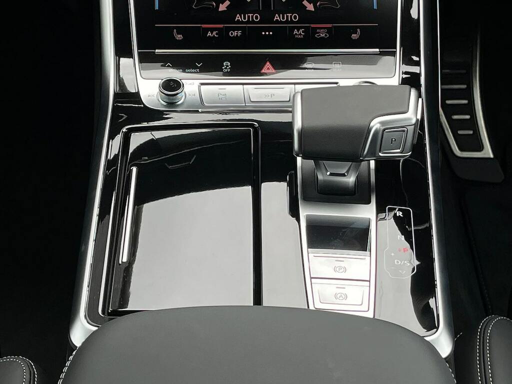 Audi Q8 Suv S Line Tfsi Quattro 340 Ps Tiptronic Black #22