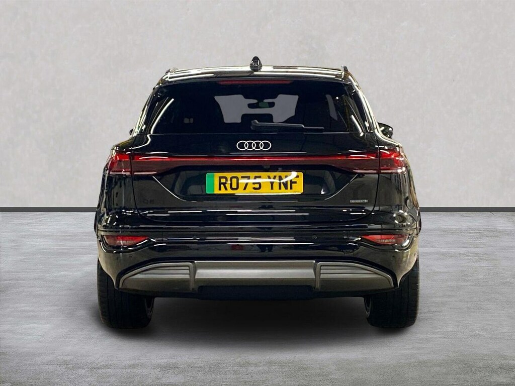 Audi Q6 E-Tron 100Kwh S Line Suv Quattro 388 P Black #4