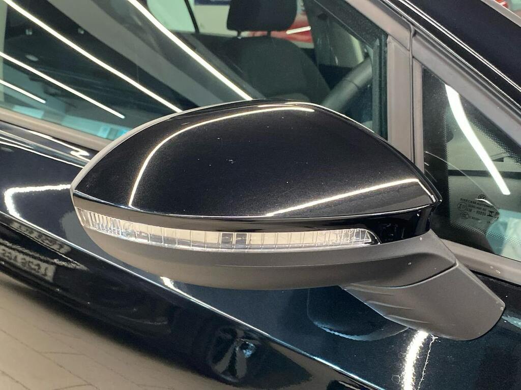 Volkswagen e-Golf 1.5 Tsi Ehybrid 19.7Kwh Style Hatchback Grey #34