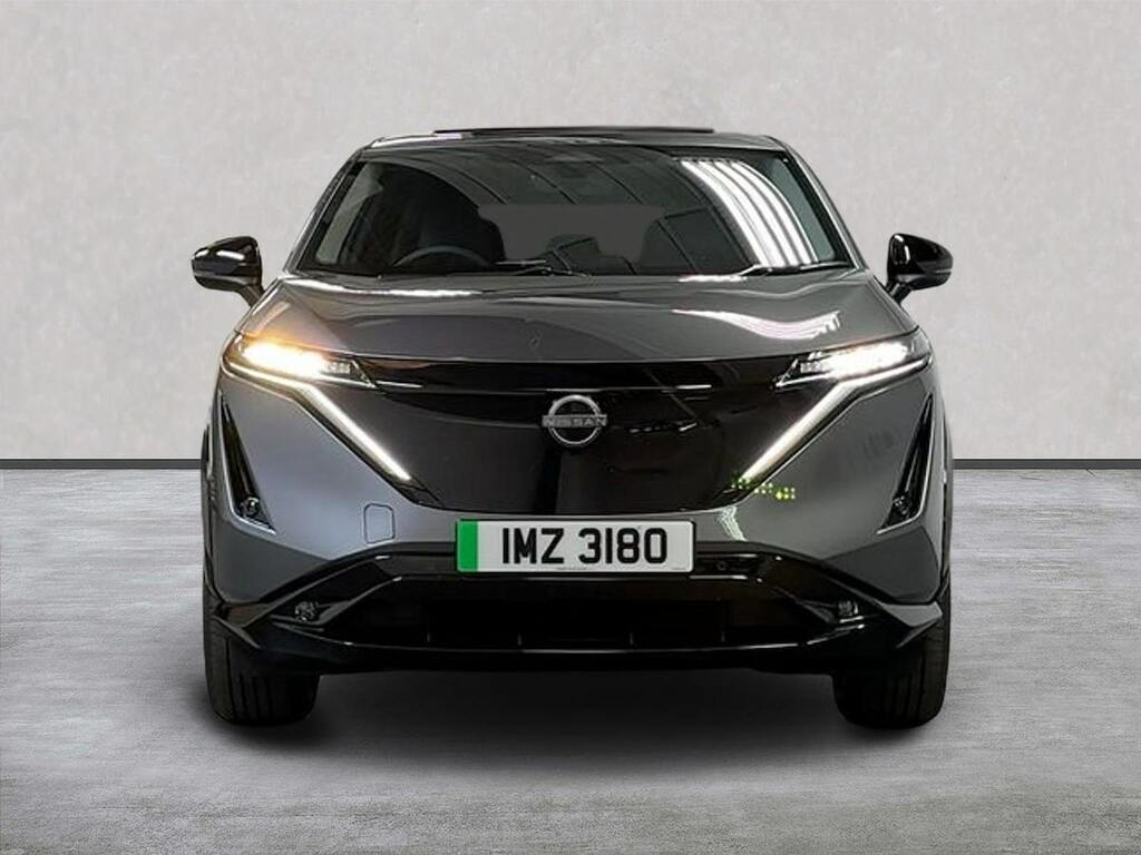 Nissan Ariya 63Kwh Advance Suv 7.4Kw Charger Grey #5