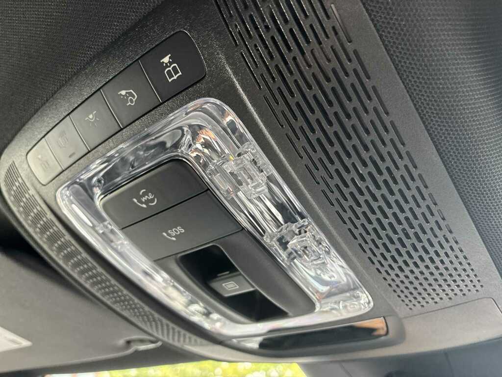 Mercedes-Benz A Class A180 Amg Line Executive Blue #30