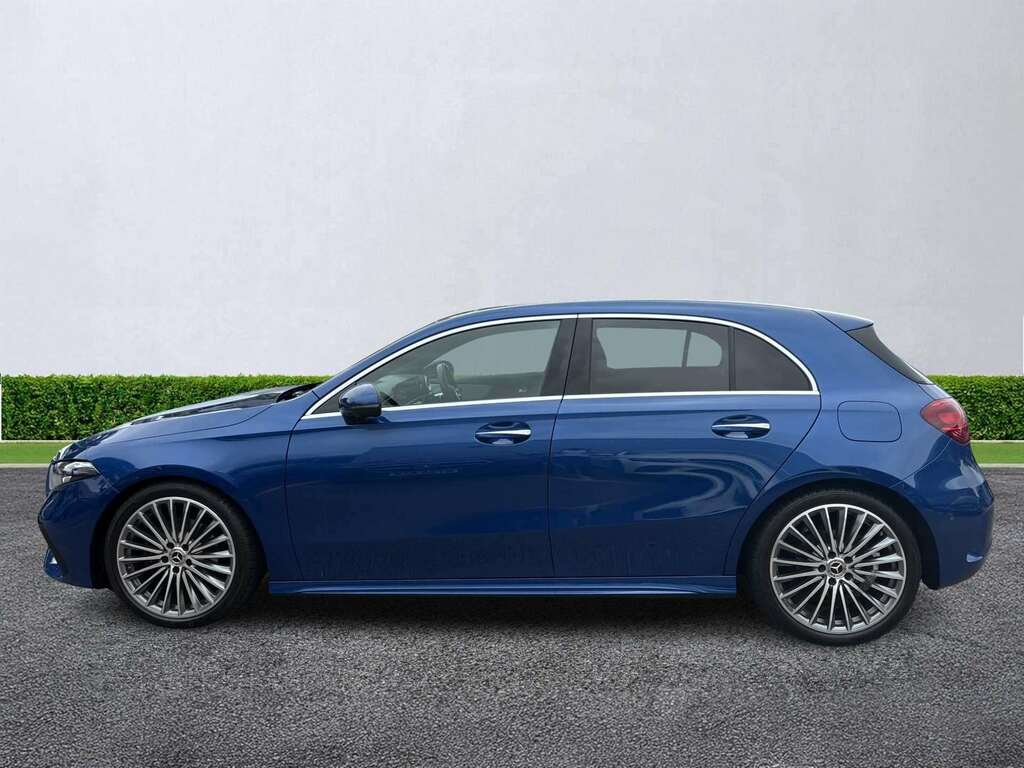 Mercedes-Benz A Class A180 Amg Line Executive Blue #19