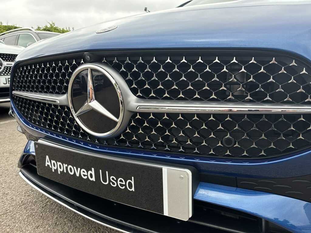 Mercedes-Benz A Class A180 Amg Line Executive Blue #32