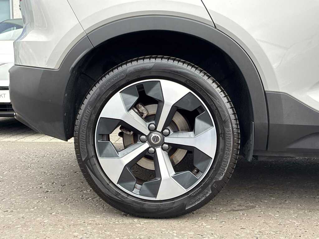 Volvo XC40 2.0 B3p Plus Dark KE24VDA Silver #5