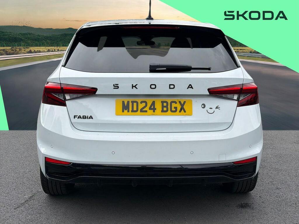 Skoda Fabia 1.0 Tsi Monte Carlo Hatchback Eu White #4