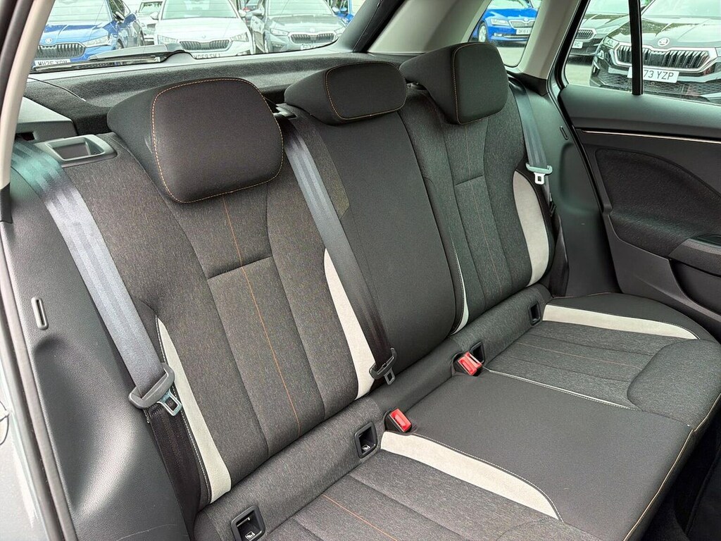 Skoda Kamiq Suv Blue #16