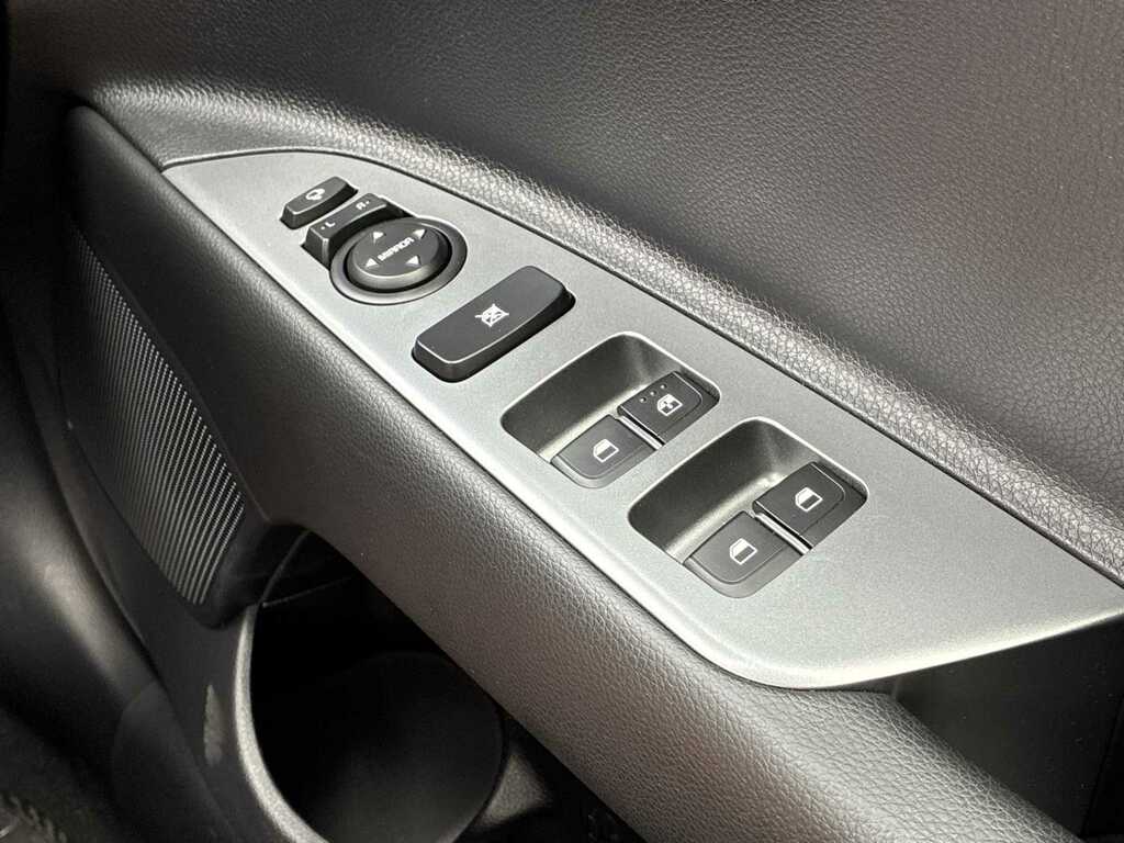 Kia Stonic 1.0T Gdi 99 Gt-line Dct White #20