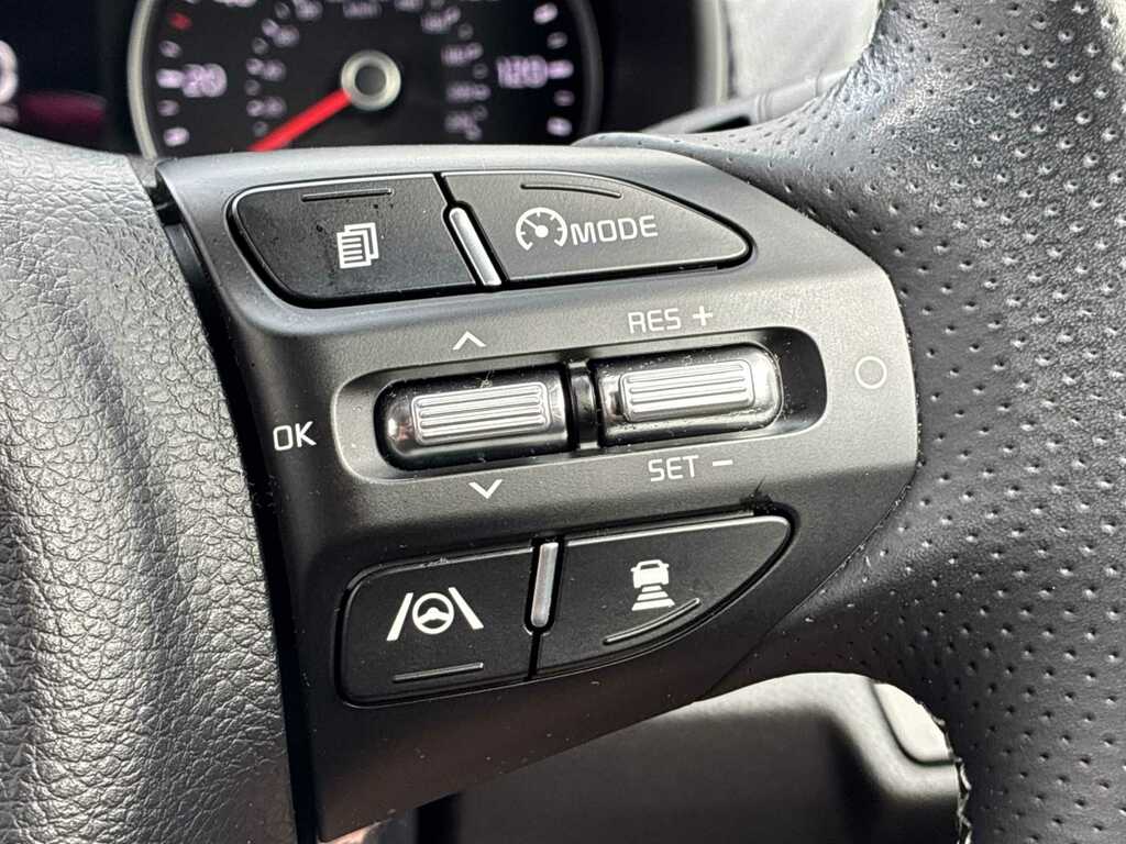 Kia Stonic 1.0T Gdi 99 Gt-line Dct White #23