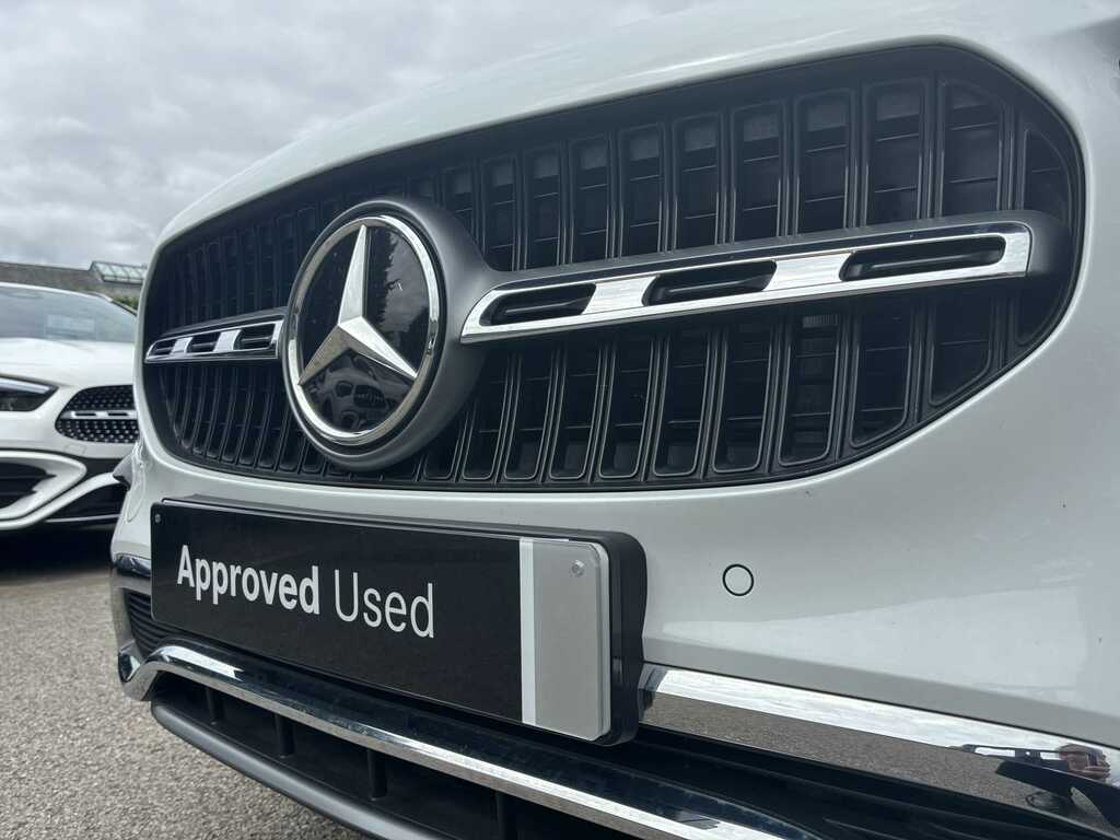 Mercedes-Benz GLA Class Gla 200 Amg Line Premium Plus Night Ed Blue #31