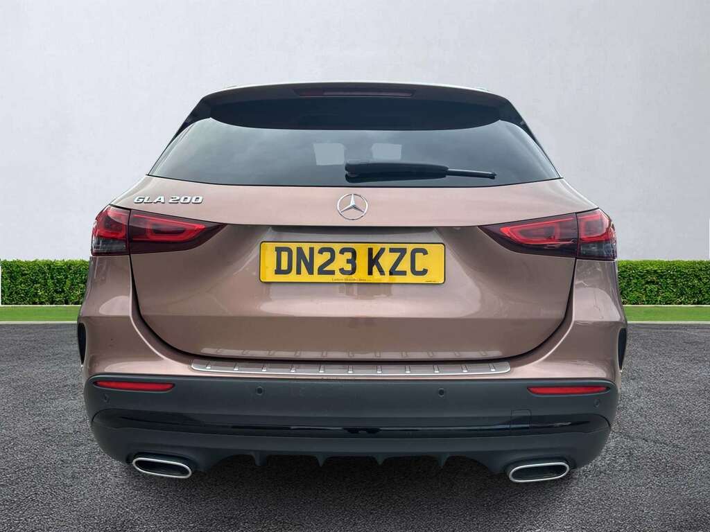Mercedes-Benz GLA Class Gla 200 Amg Line Premium Plus Night Ed DN23KZC Gold #4