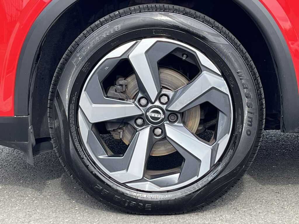 Nissan Qashqai 1.3 Dig-t Mh N-connecta NA23CFV Red #6