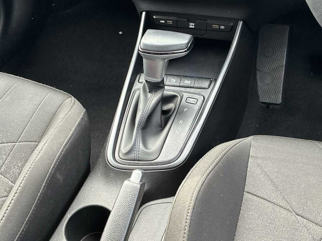 Hyundai Bayon Premium Silver #12