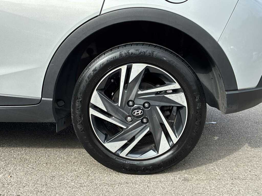 Hyundai Bayon 1.0 Tgdi 48V Mhev Se Connect Dct Silver #6