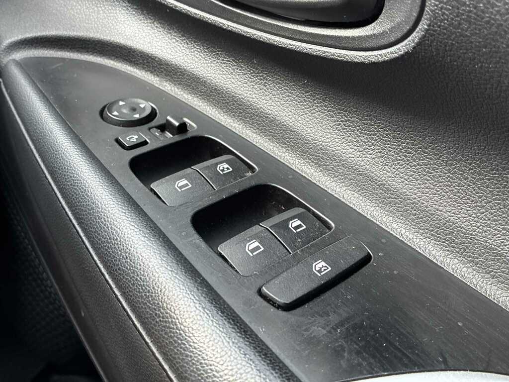 Hyundai Bayon Premium Silver #20
