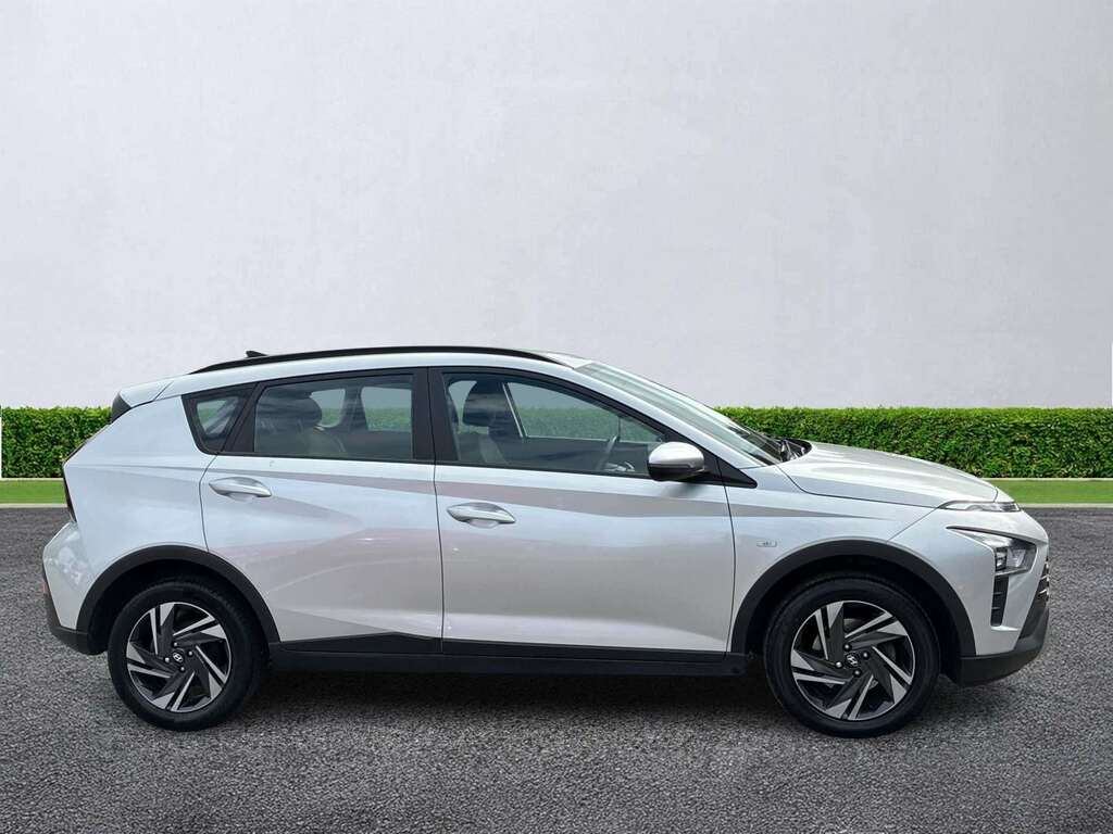 Hyundai Bayon 1.0 Tgdi 48V Mhev Se Connect Dct Silver #3